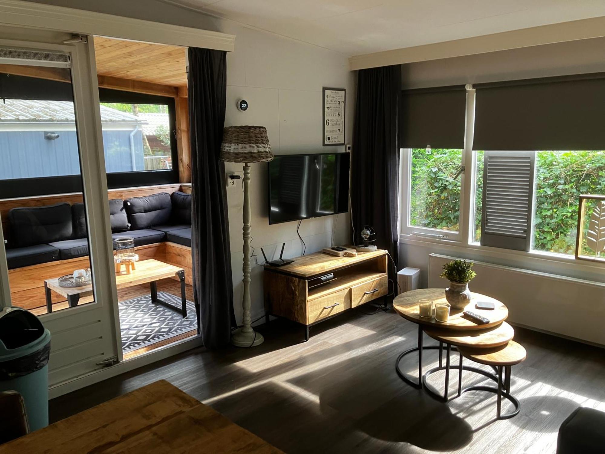 Chalet Bosrijk Midden In De Natuur-Eten&Drinken-Activiteiten-Ontspanning-En Nog Veel Meer Hoenderloo Eksteriør billede